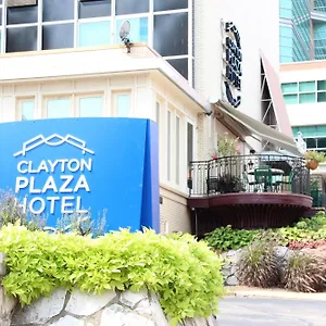 Plaza Hotel&extended 4* Clayton